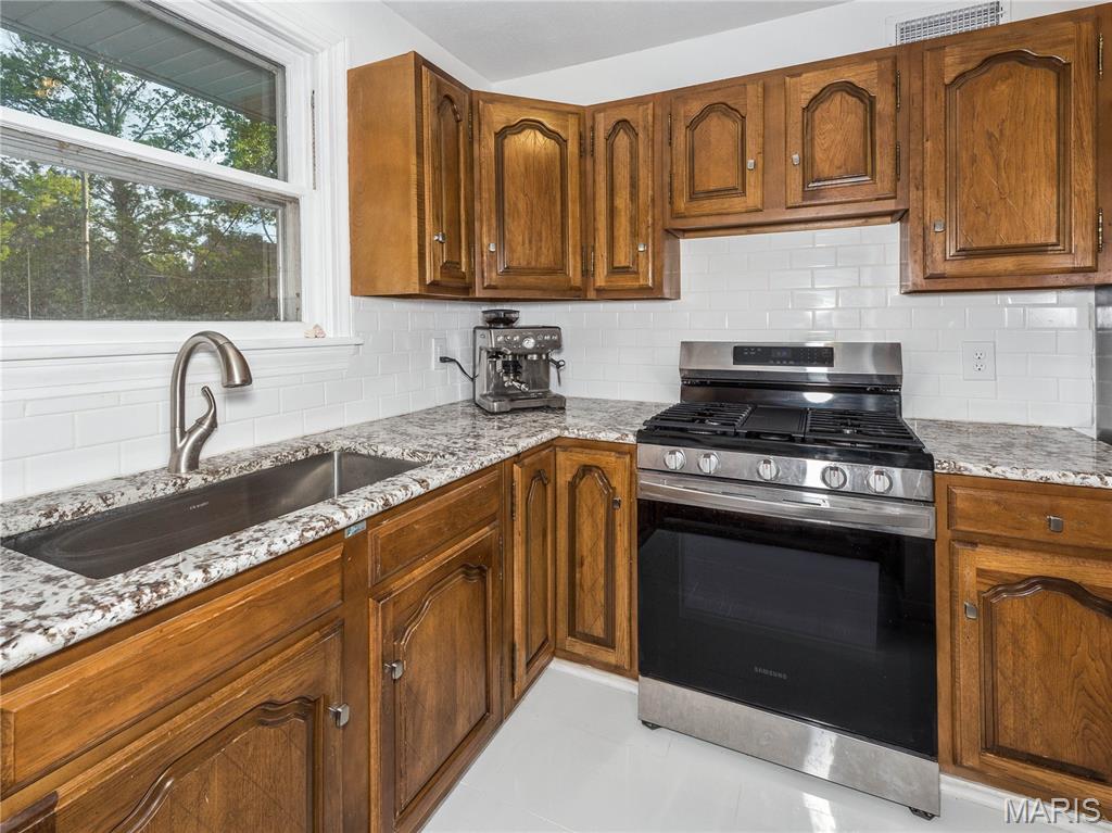 Magans Lillian H Sub - Residential