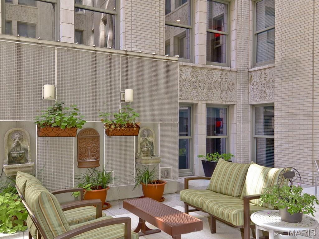 Marquette Bldg Upr Residental - Residential