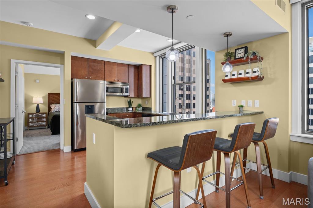 Marquette Bldg Upr Residental - Residential