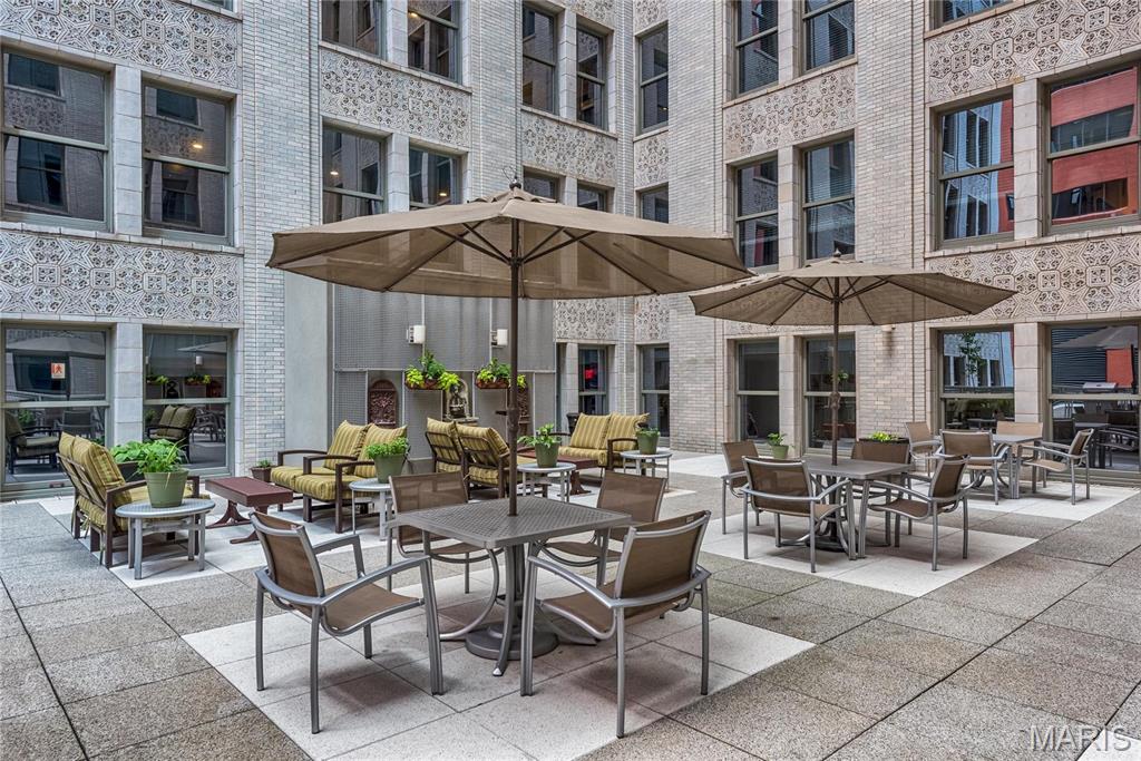 Marquette Bldg Upr Residental - Residential