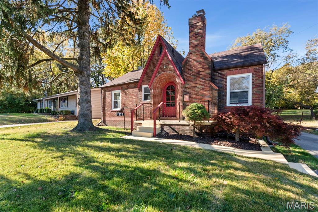 This home is about as turnkey as Florissant gets. The exterior is immaculate with strong curb appeal, a long driveway, and a clean two-car garage, and the interior is fully move-in or rent-ready with no deferred maintenance. 

Inside, the home features a bright living room with a wood-burning fireplace, an open dining area, two well-sized bedrooms, and a classic original-tile bathroom. The basement is dry, open, and offers room for future finishing. The city recently installed new water lines to the property as part of the municipal upgrades, which is a major long-term benefit for the next owner. 

With previous rents in the  $1500s, this a strong option for either an owner-occupant or an investor seeking a clean, day-one-ready asset with no work required.