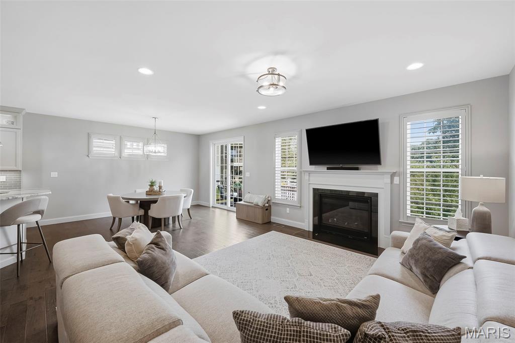 Oakleigh Park - Residential