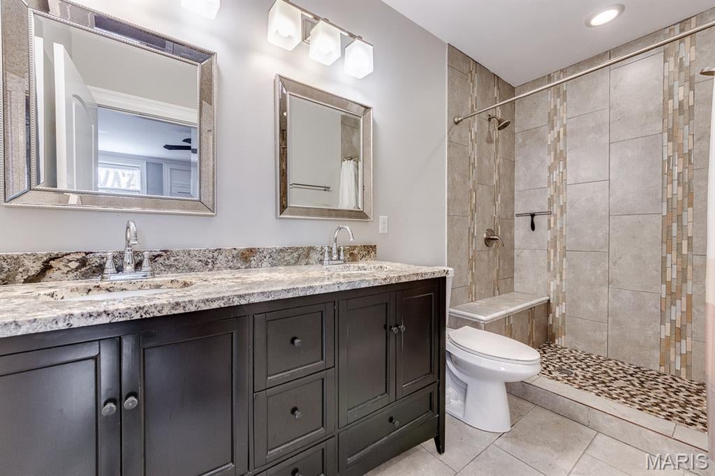 DeMenil Place - Residential