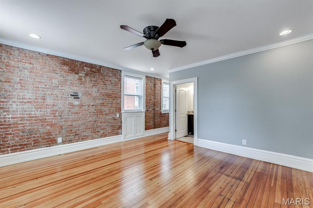 DeMenil Place - Residential