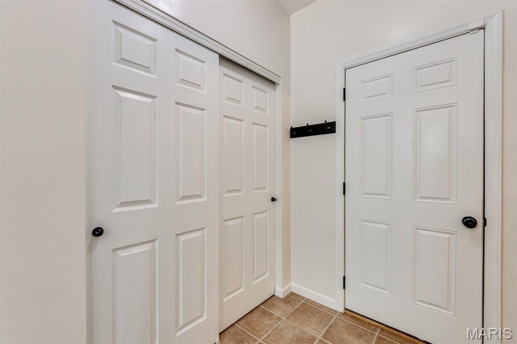 Vlgs At Springhurst #5 - Residential Lease