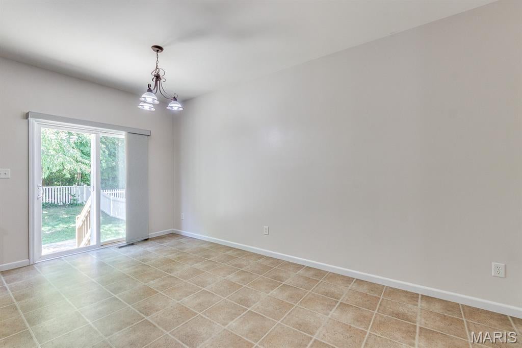 Vlgs At Springhurst #5 - Residential Lease