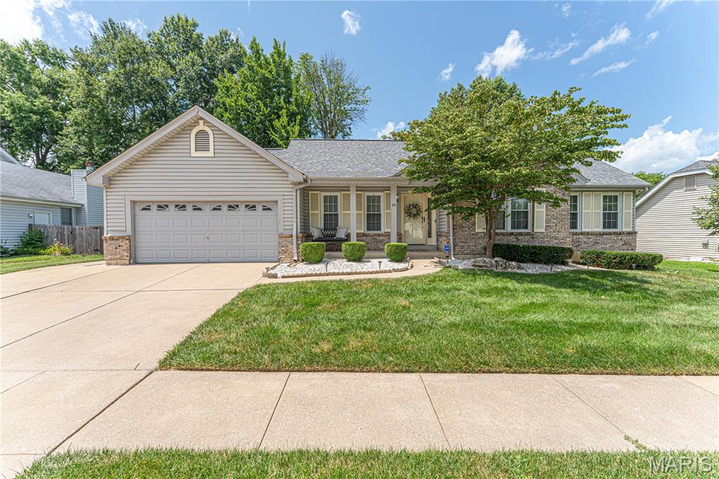 Welcome to this beautifully maintained 3-bedroom, 1.5-bath home in the desirable Riverwood Estates subdivision! From the moment you arrive, you'll appreciate the freshly power-washed exterior, inviting curb appeal, and spacious 2-car garage.
Inside, you'll find gorgeous hardwood floors, fresh paint throughout, and new flooring in the bedrooms and laundry room, creating a move-in ready feel. The open living area is centered around a cozy fireplace and features a new ceiling fan in the great room for added comfort. The kitchen offers stainless steel appliances, including a new refrigerator and microwave, ample cabinetry, and a functional island that's perfect for meal prep or gathering with family and friends.
The finished basement expands your living space with a fantastic entertainment area featuring a bar, an additional bedroom, a full en suite bath, and plenty of room for guests, a home office, or recreation.

Additional updates include a 2018 roof, giving added peace of mind for years to come.
Located in the sought-after Riverwood Estates subdivision, this home offers the perfect combination of comfort, functionality, and thoughtful updates. Don't miss your opportunity to make this move-in ready home yours!