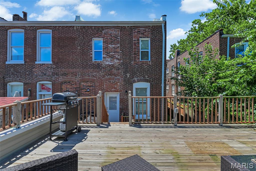 Cleveland Twnhse - Residential