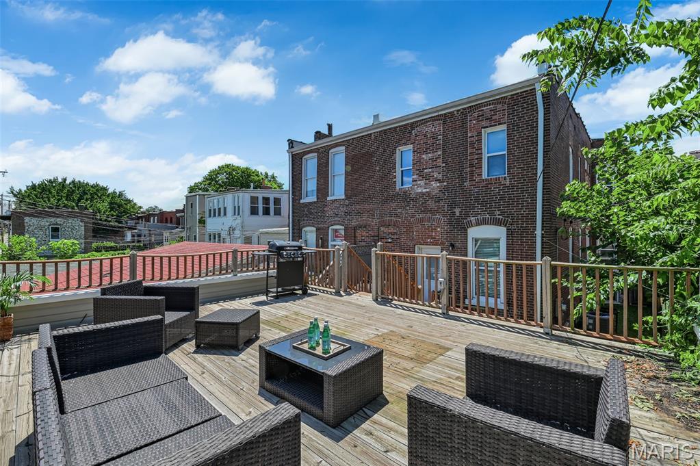 Cleveland Twnhse - Residential