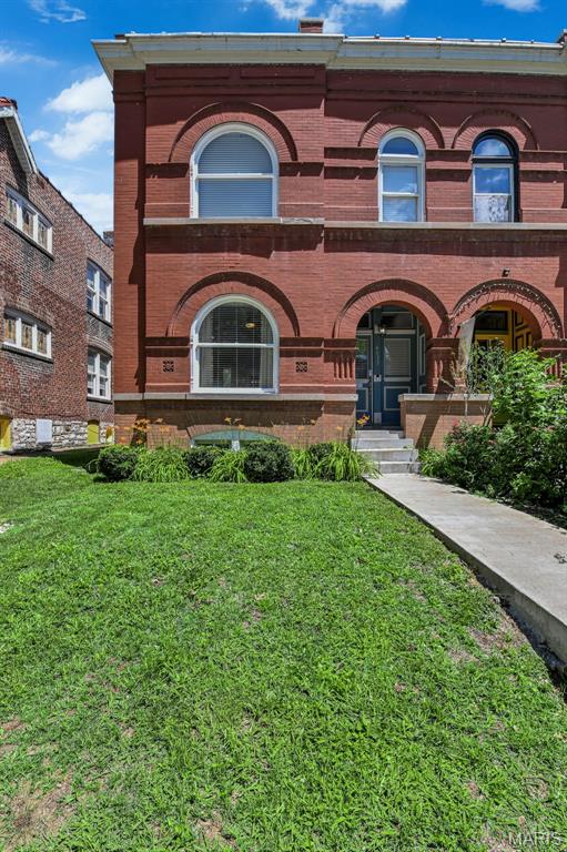 Cleveland Twnhse - Residential