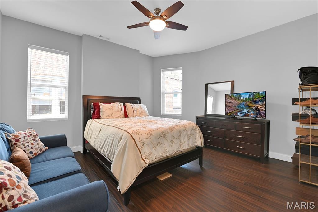 Cleveland Twnhse - Residential