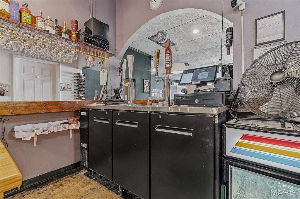 n/a - Commercial Sale