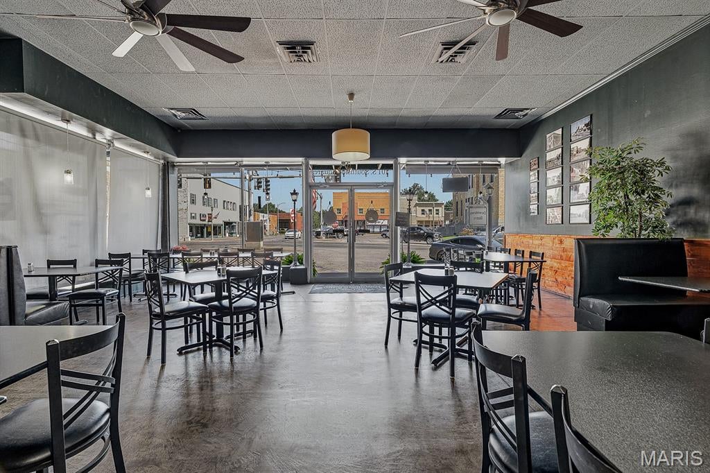 n/a - Commercial Sale