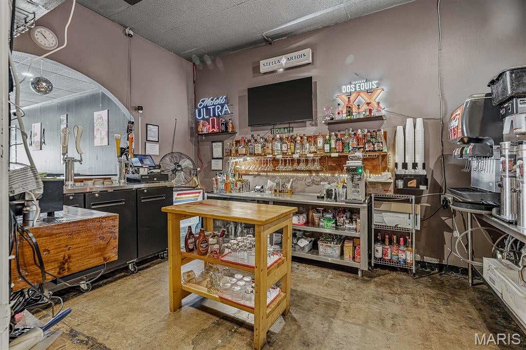 n/a - Commercial Sale