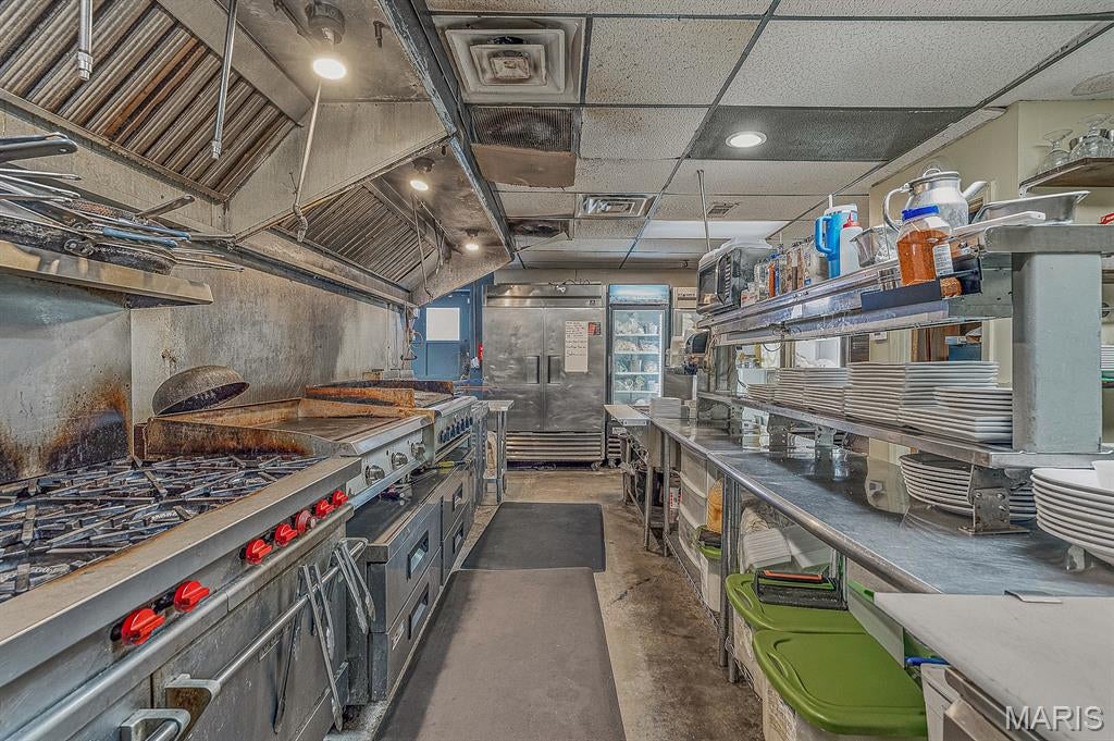 n/a - Commercial Sale
