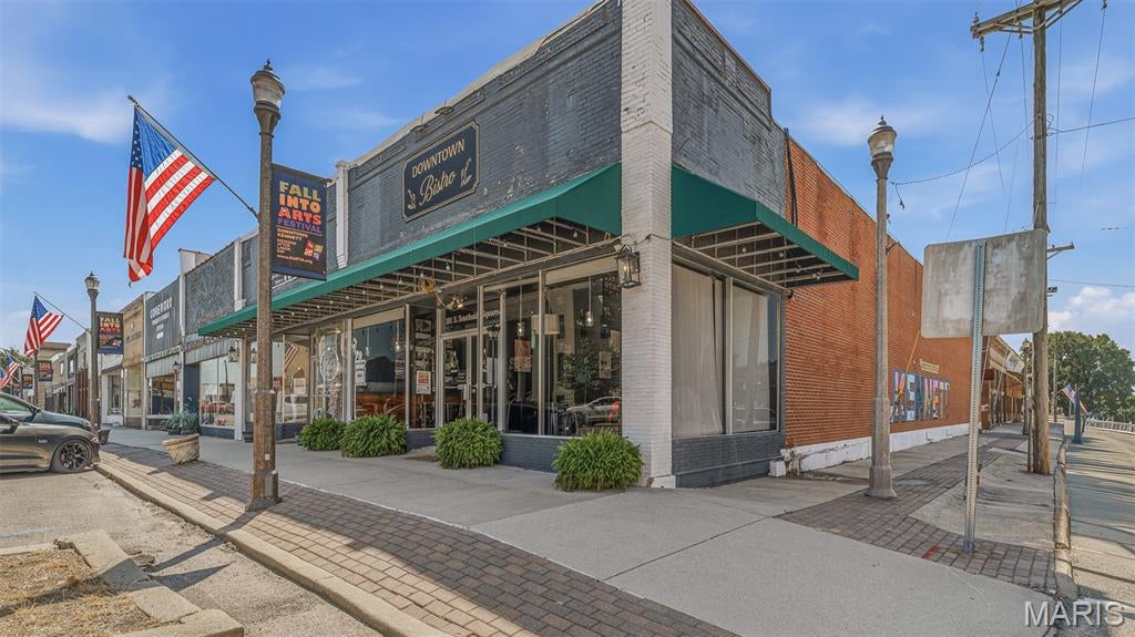 n/a - Commercial Sale