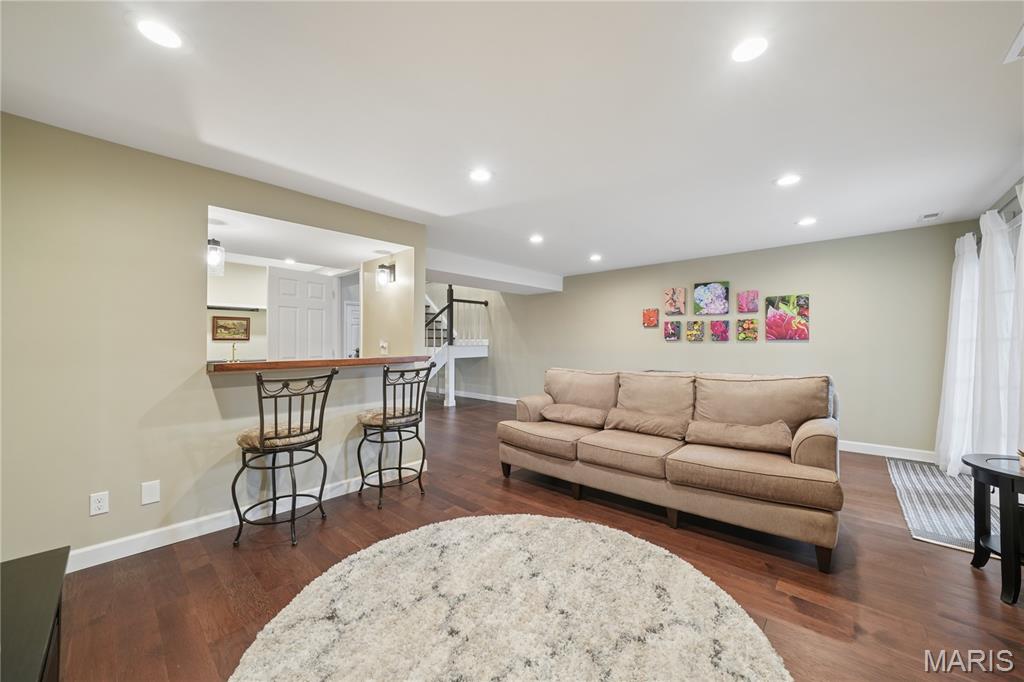 Field Pointe Condo Ten - Residential