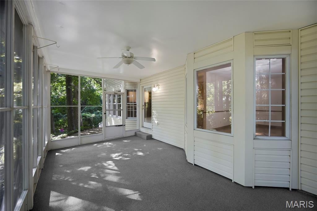 Le Chateaux - Residential