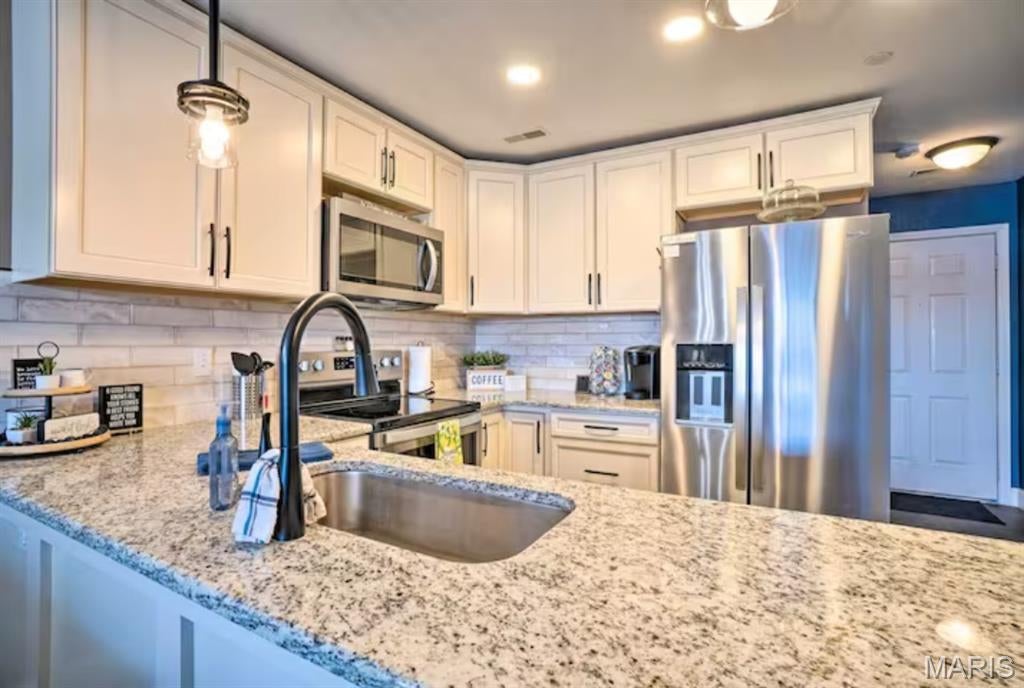 Emerald Pointe - Residential