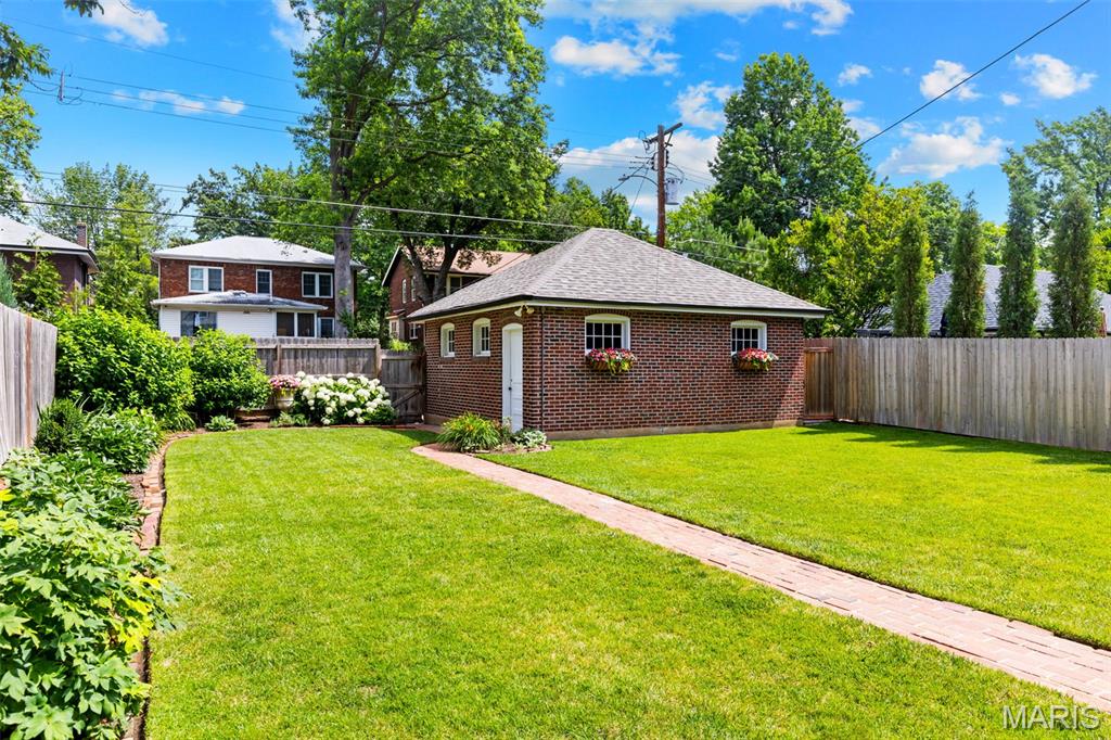 Ames Place - Residential