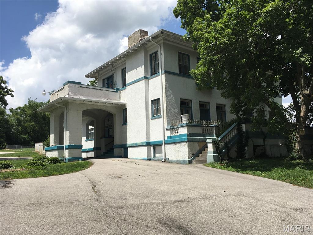 Prince Charles Park - Commercial Sale