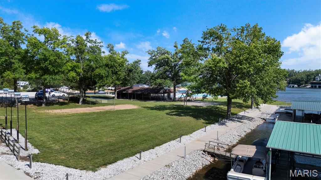 Port Perry 03 - Land