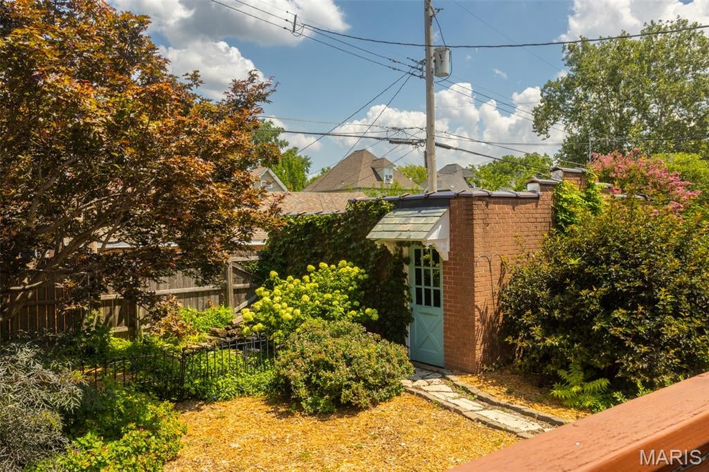 Maple Lawn - Residential