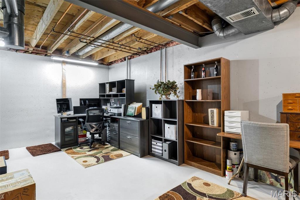 Autumn Lakes Condo - Residential
