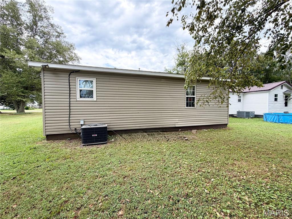 Dixie Strouts - Residential