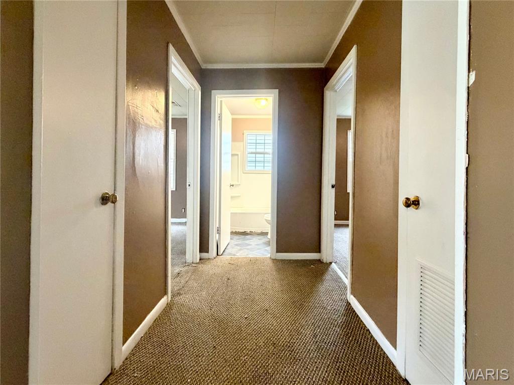 Dixie Strouts - Residential