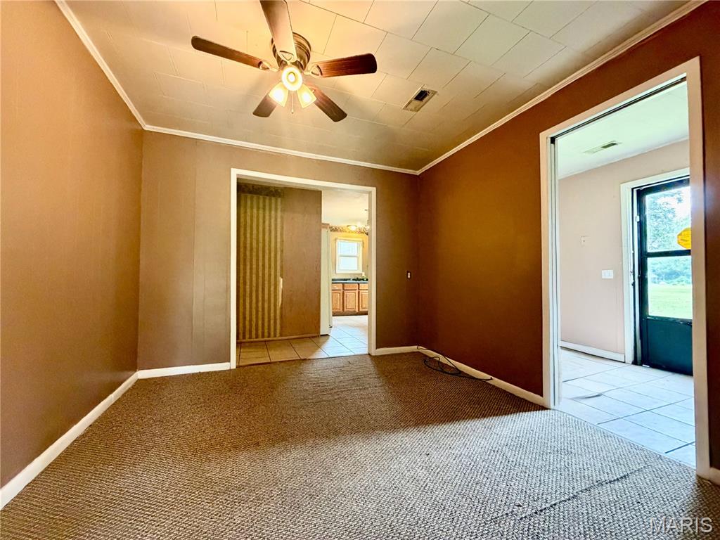 Dixie Strouts - Residential