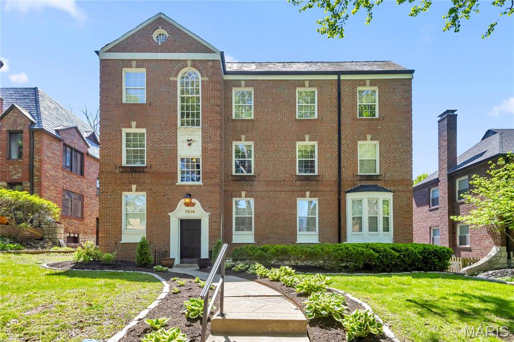 Enjoy the quiet of top floor luxury living-no one above you! All new custom upscale flooring throughout. New plush carpet in living room and 2 bedrooms. All main living space and 3rd bed/office has new continuous luxury vinyl plank over sound deadening cork. Spacious 3 bedroom, 2 full bath on upper level of impeccably maintained building in clayton. 3rd bedroom makes great den. Original moldings and charm combined with new IN UNIT LAUNDRY, individual hvac, lots of windows and updated white kitchen with adjoining breakfast room. Large formal dining could be 2nd family/living room. Very spacious living room. Secure SEPERATE STORAGE in basement-GARAGE with opener & ADDITIONAL PARKING!