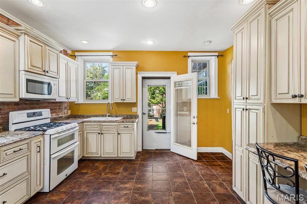 Kingshighway Park - Residential