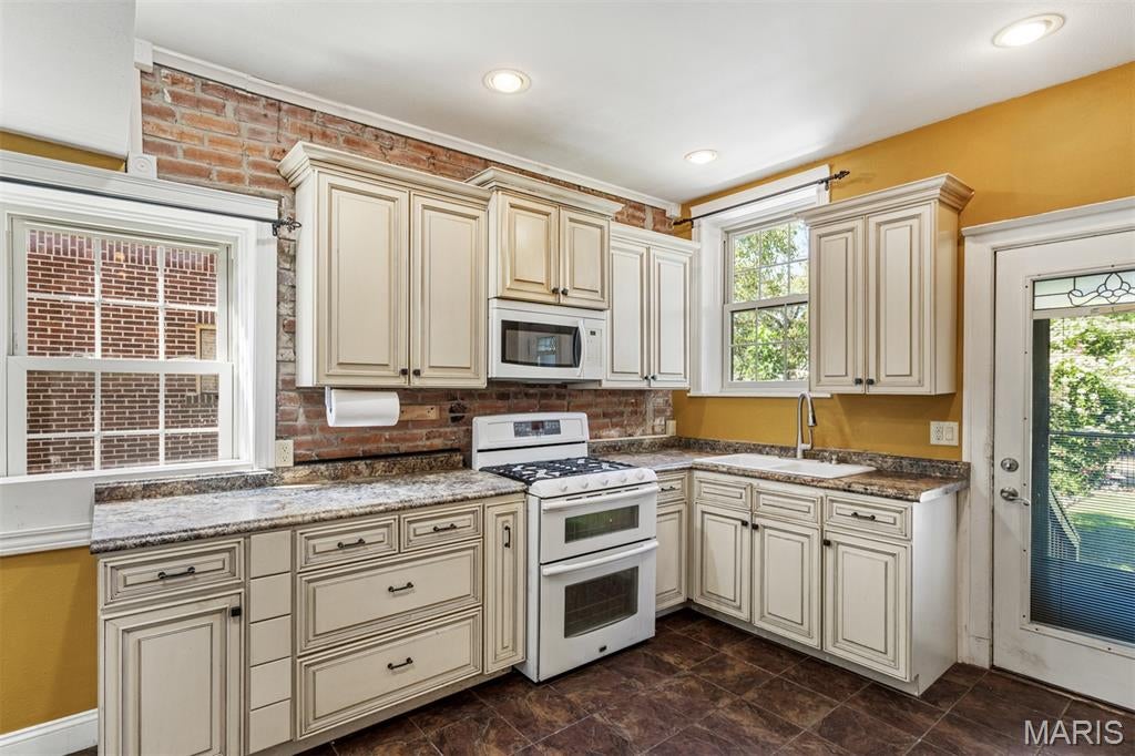 Kingshighway Park - Residential