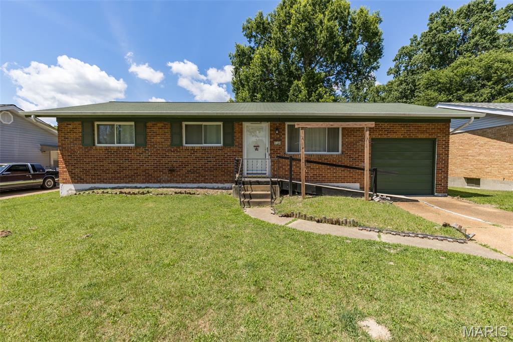 First time on the market! Opportunity knocks with this solid brick ranch in the heart of Arnold. Calling all investors, first-time buyers, or anyone looking to build instant equity. This all-electric home offers 3 bedrooms, 1 bath, beautiful hardwood floors, an eat-in kitchen, and ceiling fans throughout the bedrooms. The updated walk-in tub/shower provides added convenience and accessibility. Additional features include a 1-car attached garage, full unfinished basement offering plenty of storage or future finishing potential, and a large level backyard perfect for outdoor enjoyment. Conveniently located near shopping, dining, schools, and major highways. Property is being sold "AS IS." Don't judge this one from the curb—must see inside to appreciate the value and potential this home has to offer!