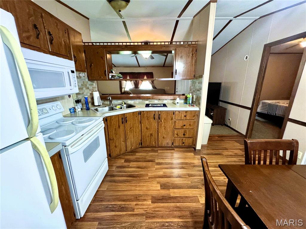 Lake Thunderbird - Residential