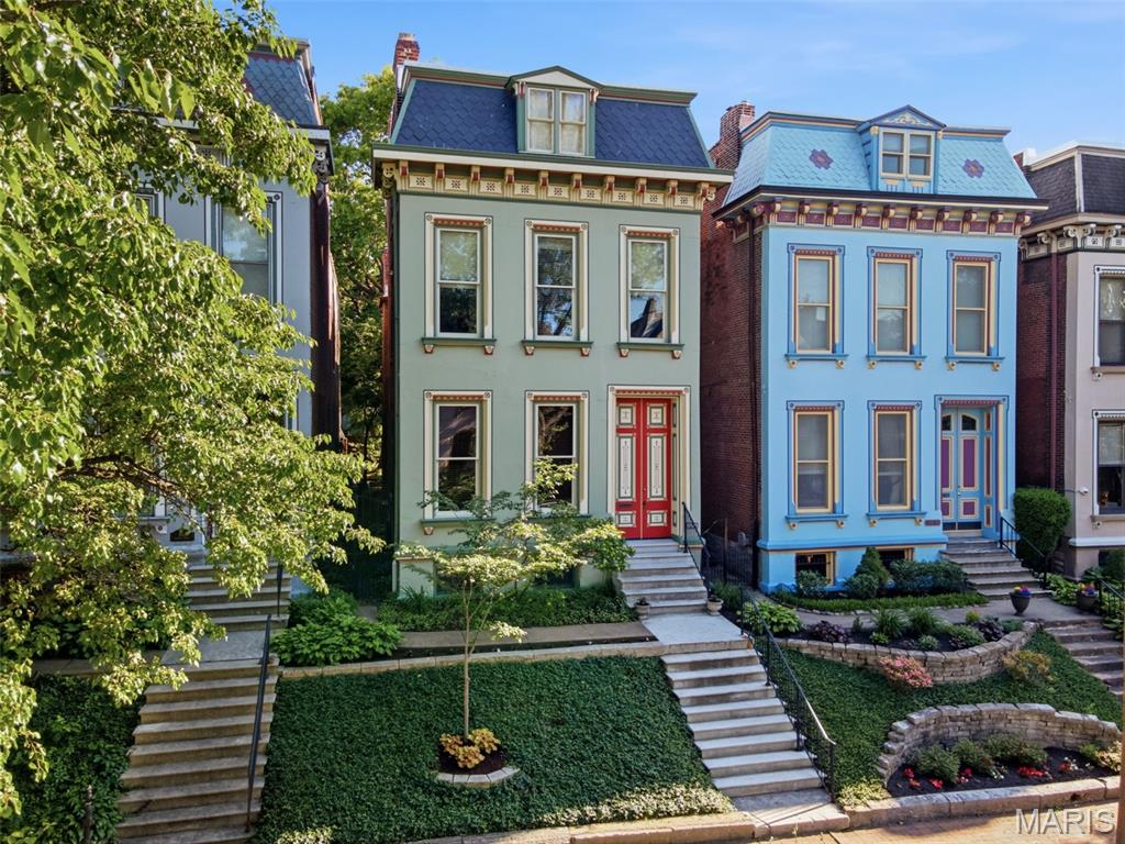 Lafayette Square - Residential