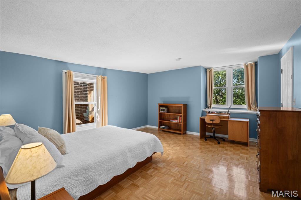 Lafayette Square - Residential