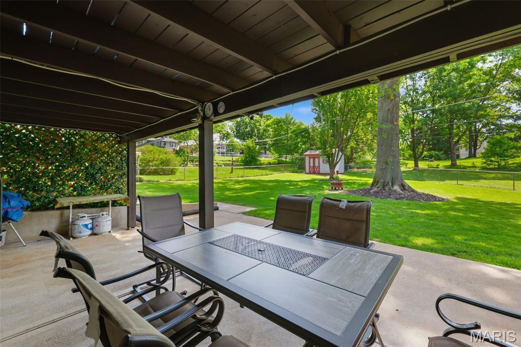 River Oaks 5 - Residential