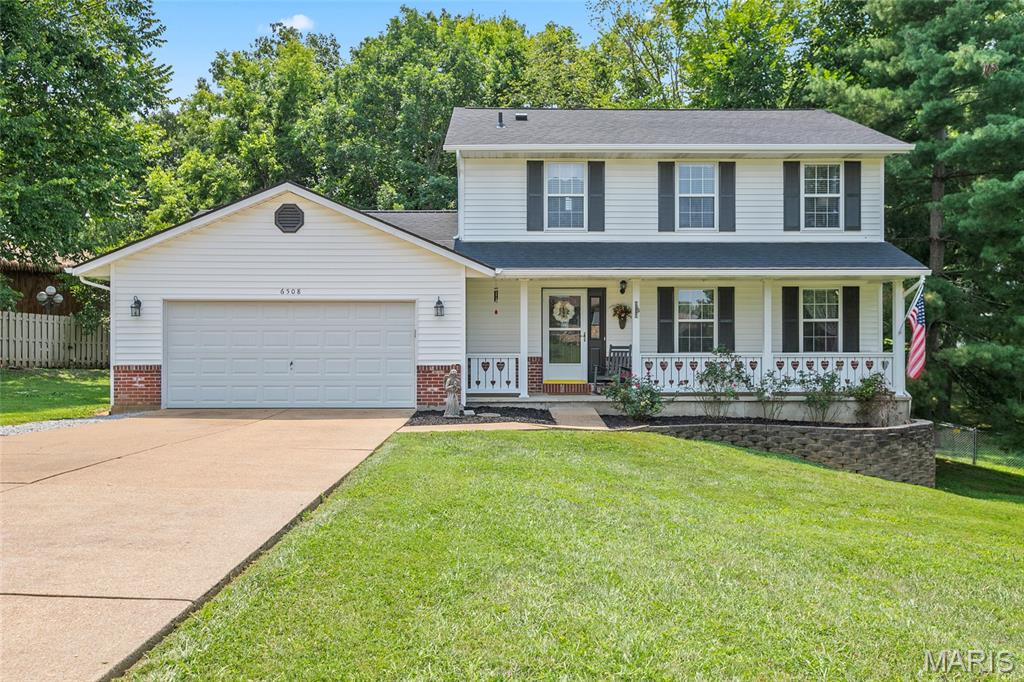 Welcome to this outstanding 3-bedroom, 3-bath home in the Barrington Oaks subdivision that is ready for its new owner. Enjoy 2,100 sq+/-ft of finished living space, featuring a large eat-in kitchen (remodeled in 2013) overlooking a spacious 22x12 sunken bonus room/ recessed lounge that creates a cozy gathering space.  Separate formal dining room, additional formal living room, and main-floor laundry.
The unfinished walkout basement with a rough-in is ready for your imagination. Many upgrades have been completed, including a new roof (2025), new carpet (2025), fresh paint throughout, new gutters (2026) and more. Outside, you’ll find a level well maintained yard with mature trees, a large deck, patio area, and a fenced backyard.