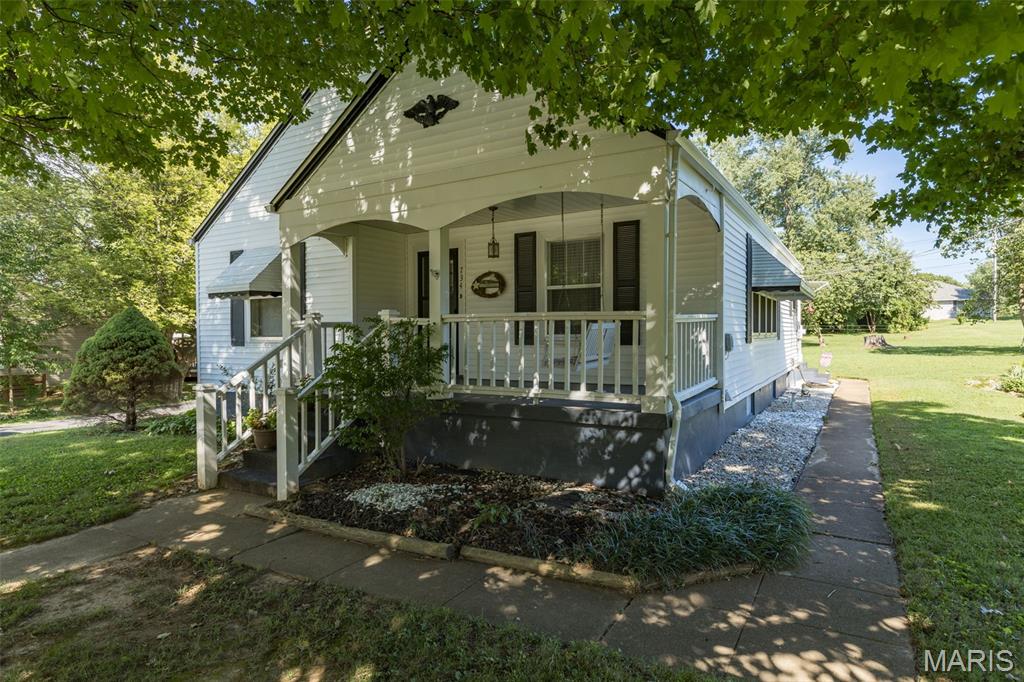 Suburban Place Lot 9 - Residential