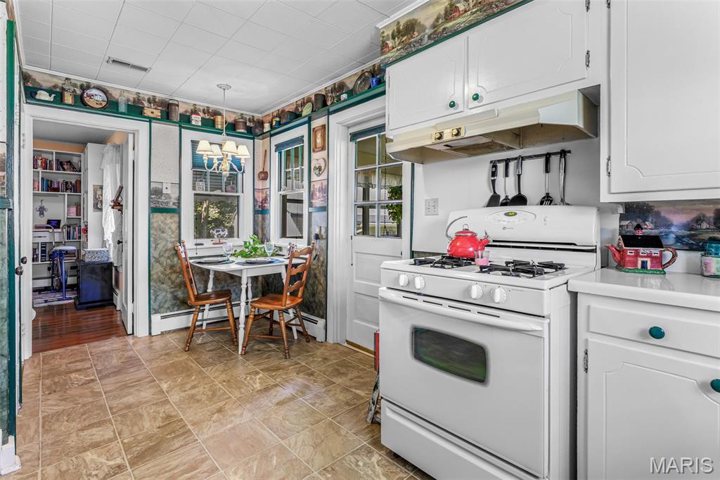 Suburban Place Lot 9 - Residential