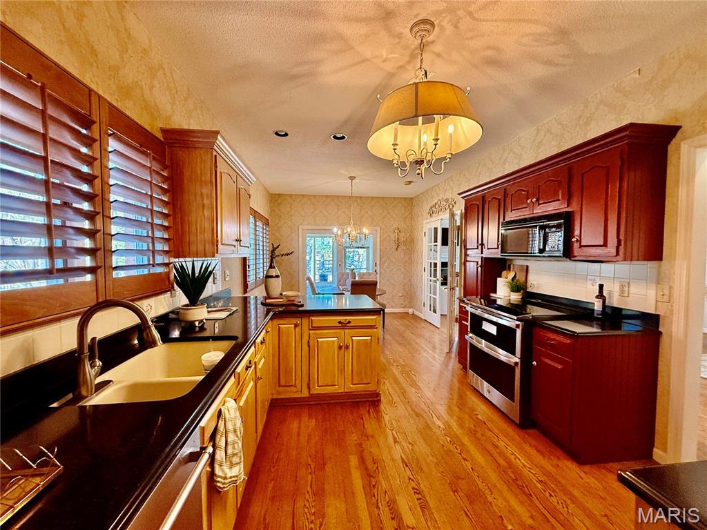Pinebrook Estates V - Residential