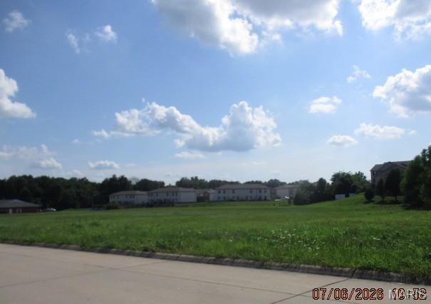Union Regional Center East - Land