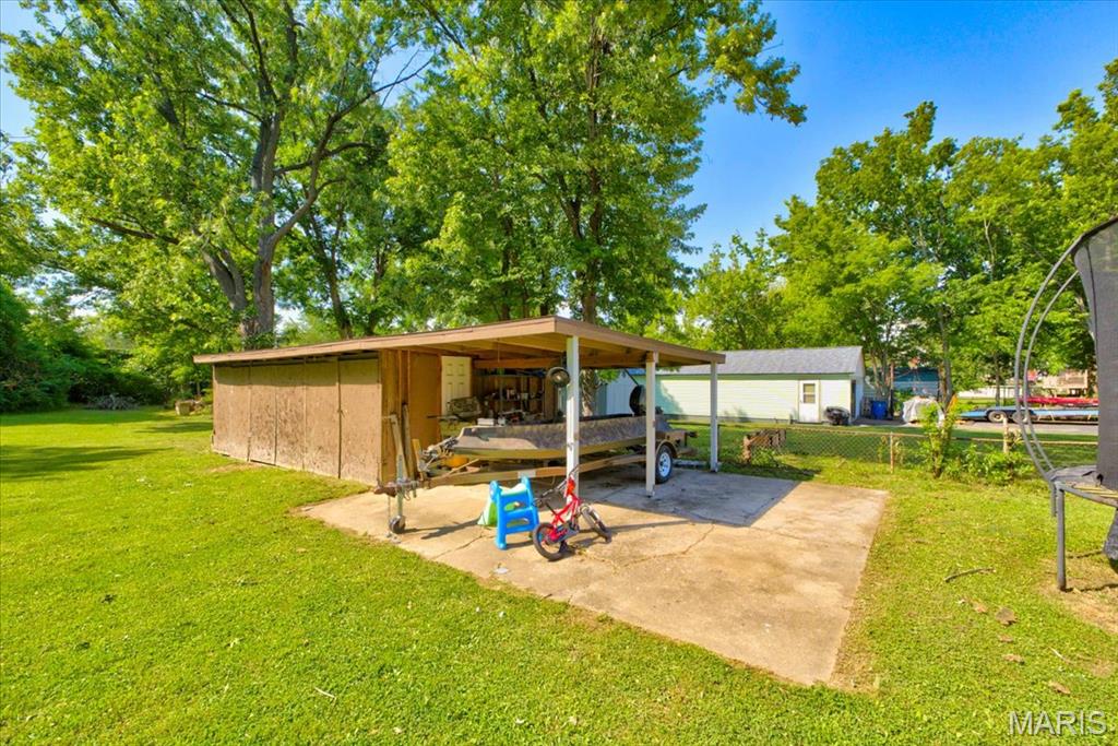 Chouteau Estate - Residential