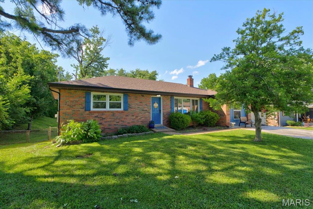 Chouteau Estate - Residential