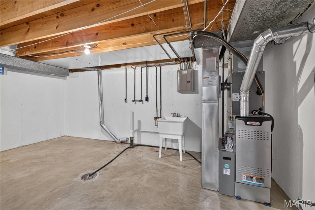 Dunleigh Twnhs Condo - Residential