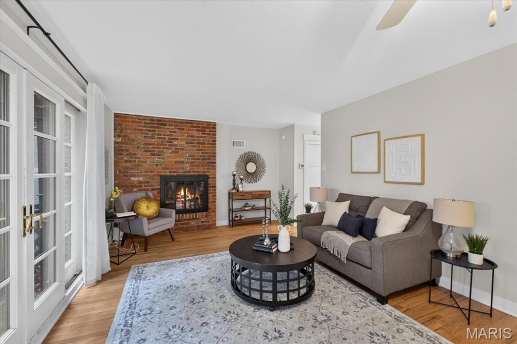 Dunleigh Twnhs Condo - Residential