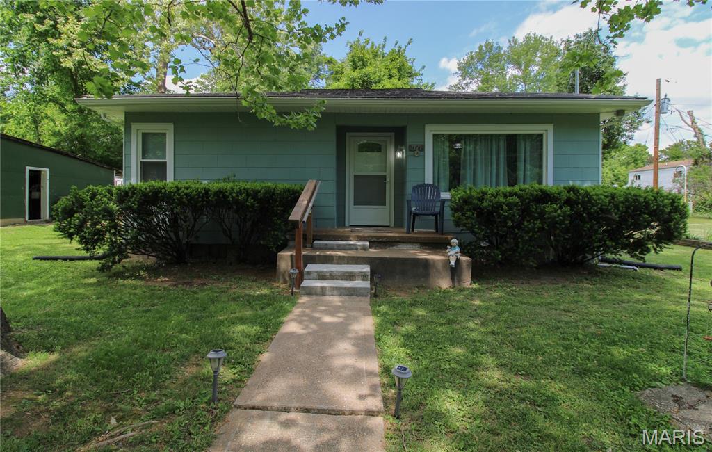 Welcome to 1121 Wolf Hollow Rd— This move-in ready home sits on 1.20 acres. Inside awaits a spacious living room and updated flooring throughout the home with neutral finishes. The kitchen features ample cabinetry, stainless-steel appliances and access to the backyard. Down the hall you will see two well sized bedrooms, a full bathroom and a laundry room that was previously the third bedroom. The basement offers excellent storage space or opportunity to expand additional living area. 

Outside, enjoy a wide-open, level yard surrounded by mature trees and a peaceful creek running through the front of the property. A must see! Plenty of potential with a lot of this size in Imperial right off highway 55.