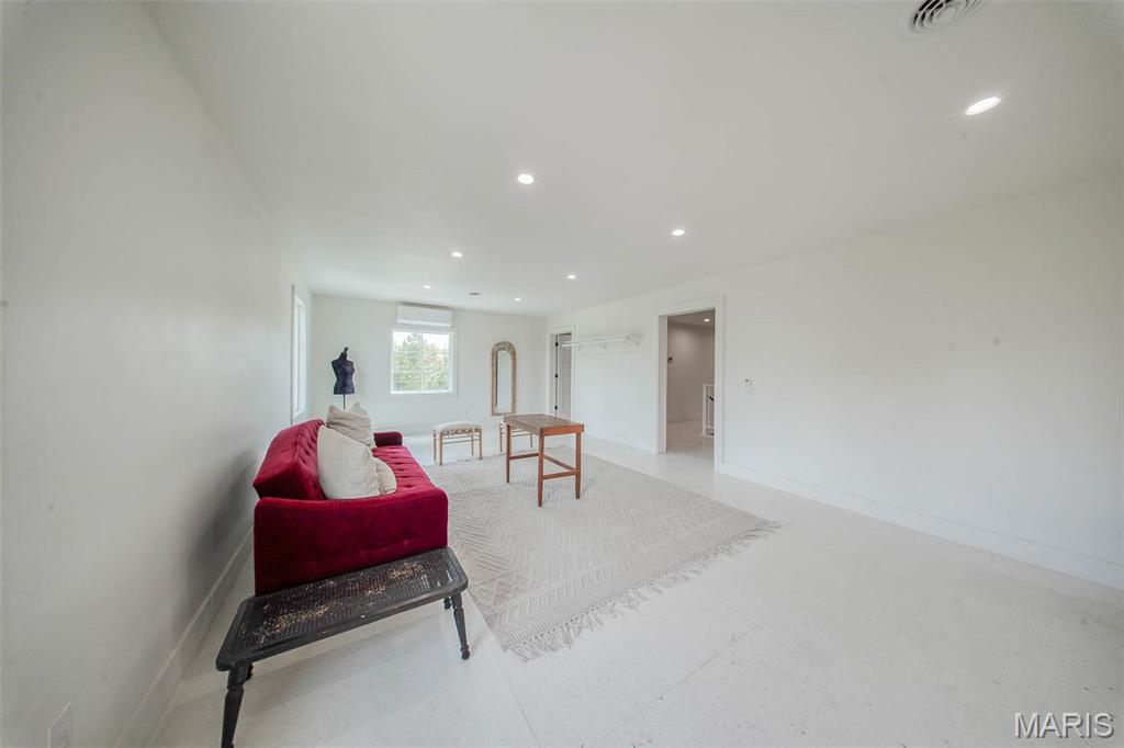 County - Commercial Sale